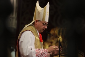 biskup robert chrząszcz